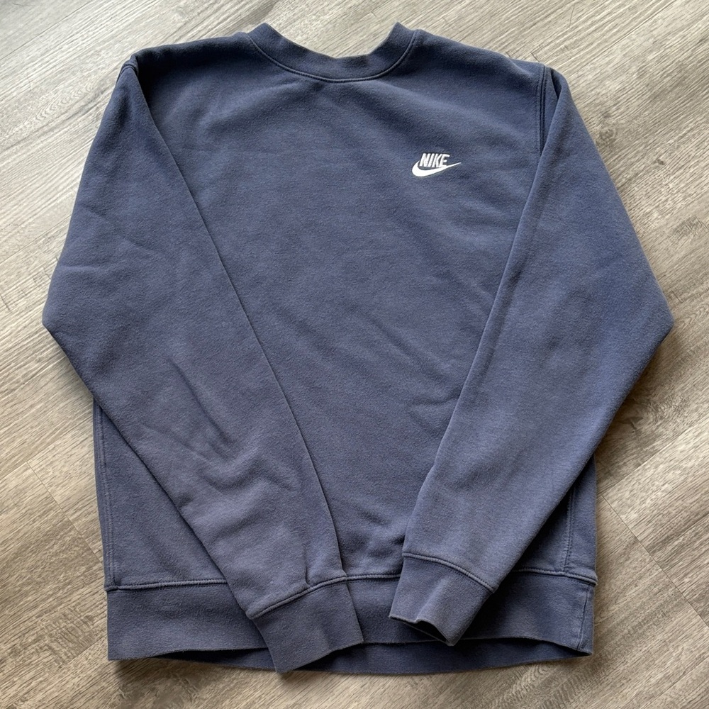 Nike Men's Navy Blue Sweatshirt